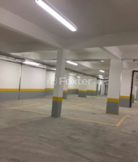Image 3 - 1015454